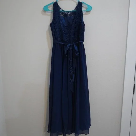 Girls (Juniors) Formal Blue Lace Dress - Size 12 - Picture 8 of 11